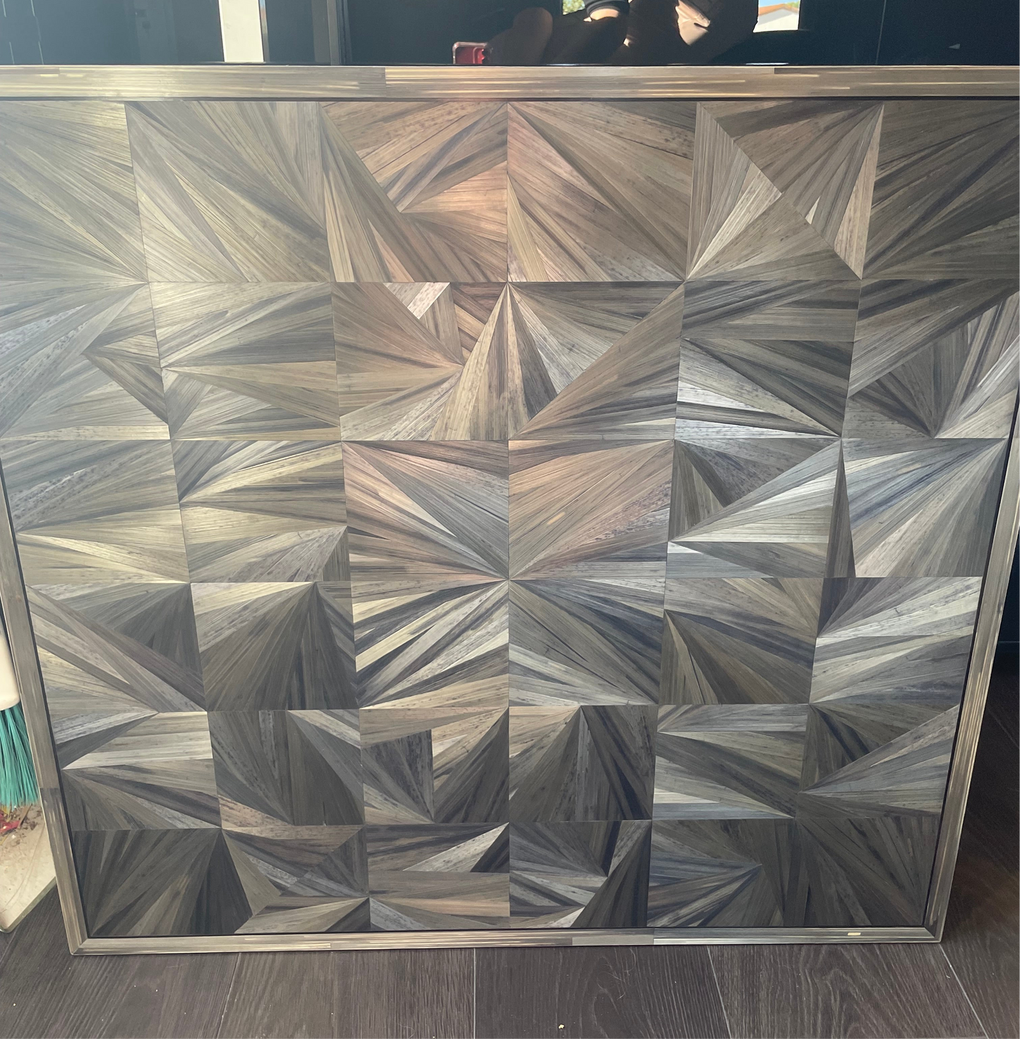 Table basse éventail en folie gris anthracite