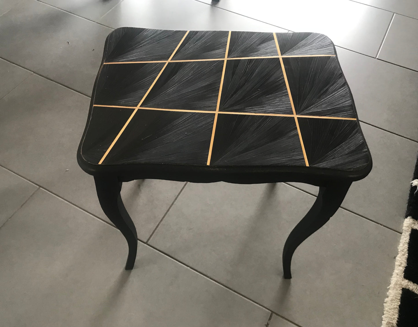 Ensemble de 3 tables gigognes relookées