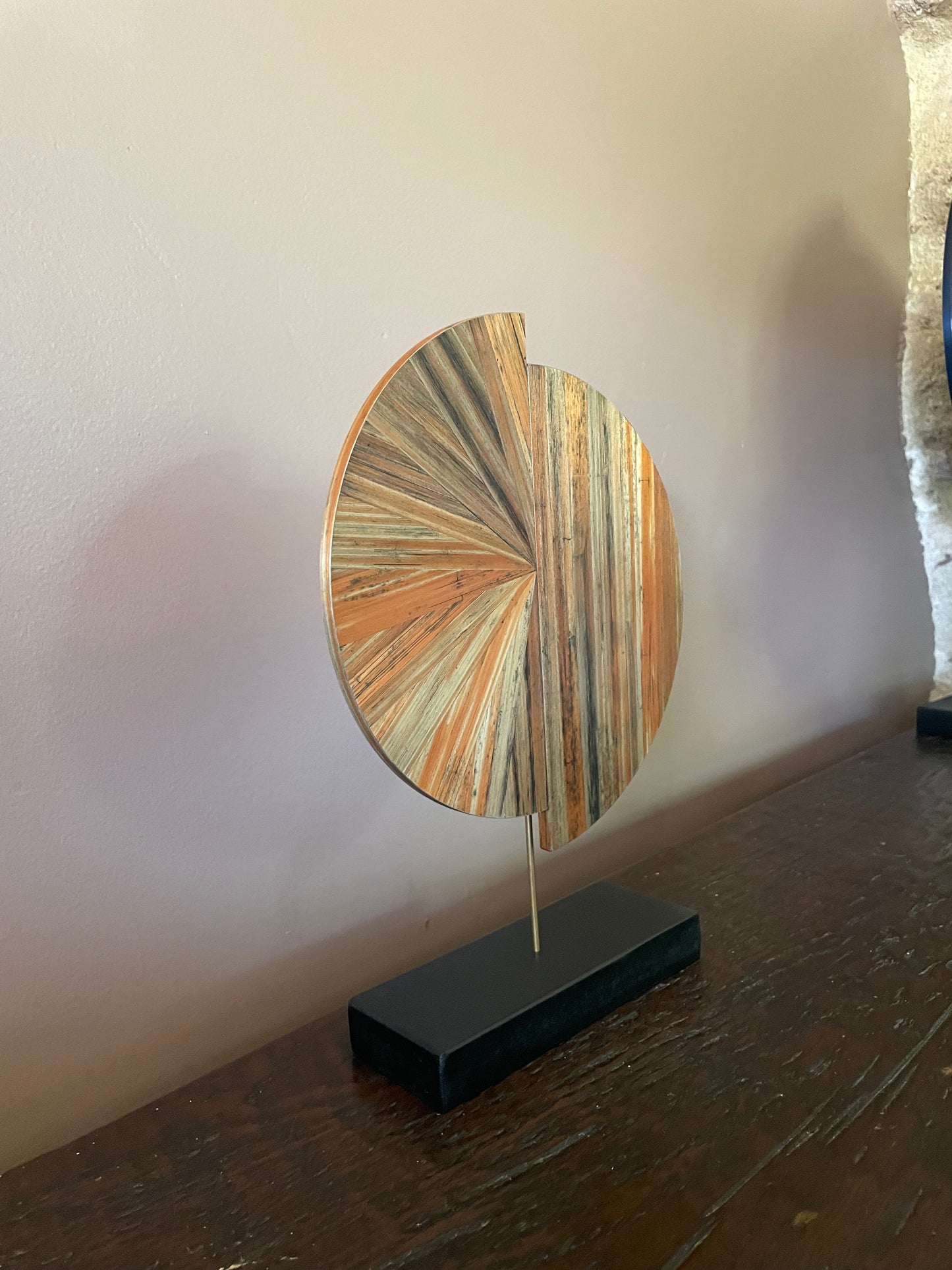 HALO 20 – Sculpture contemporaine en marqueterie de paille –