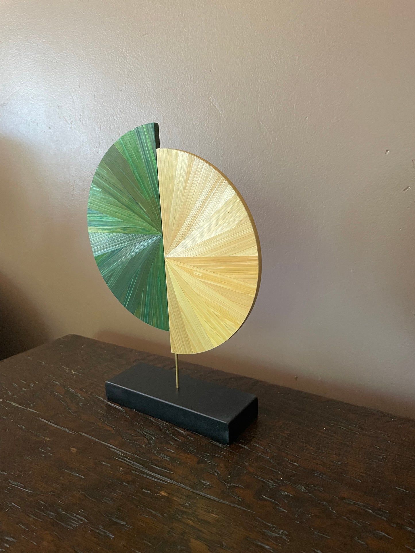 HALO 20 – Sculpture contemporaine en marqueterie de paille –