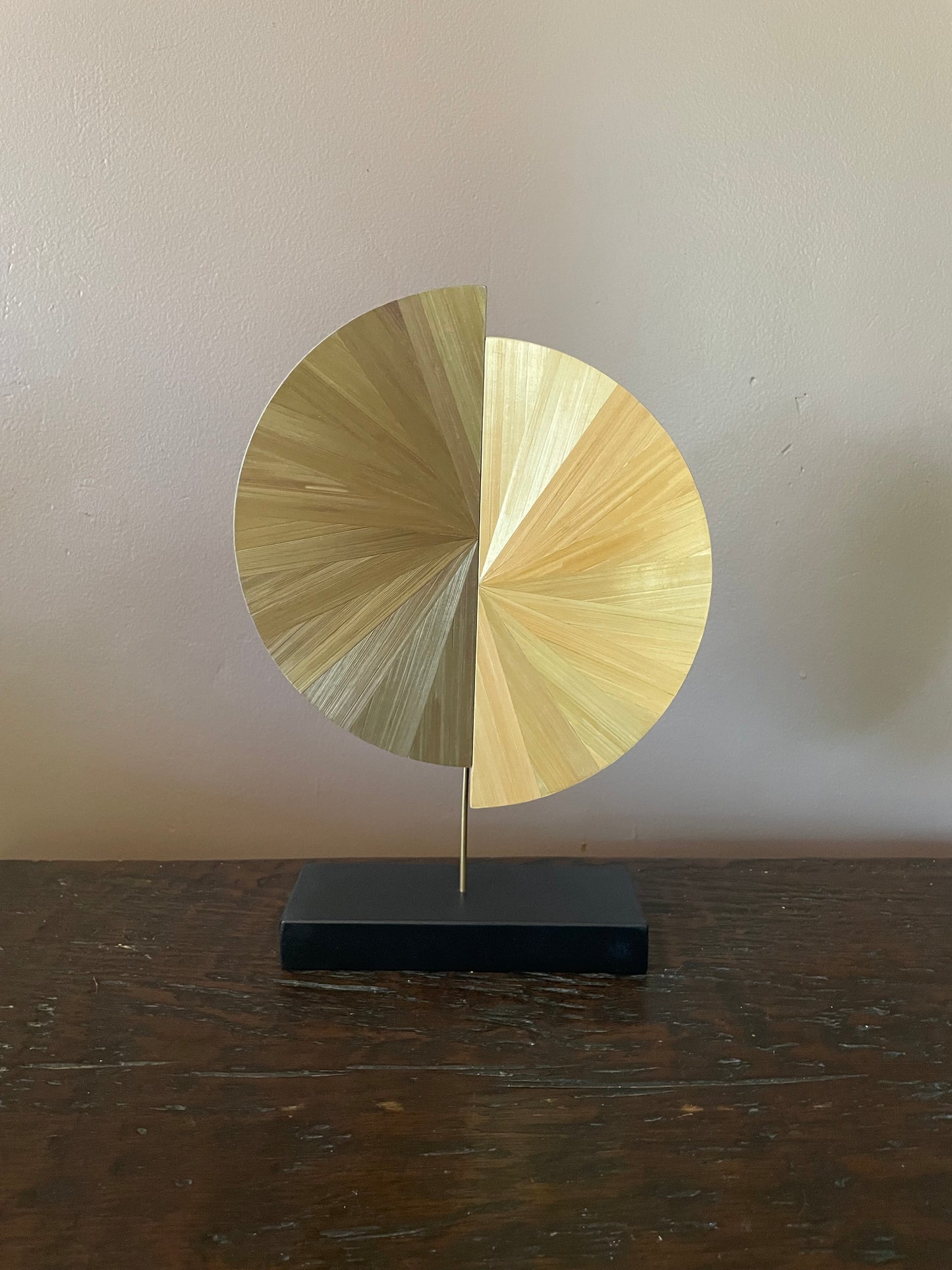 HALO 20 – Sculpture contemporaine en marqueterie de paille –