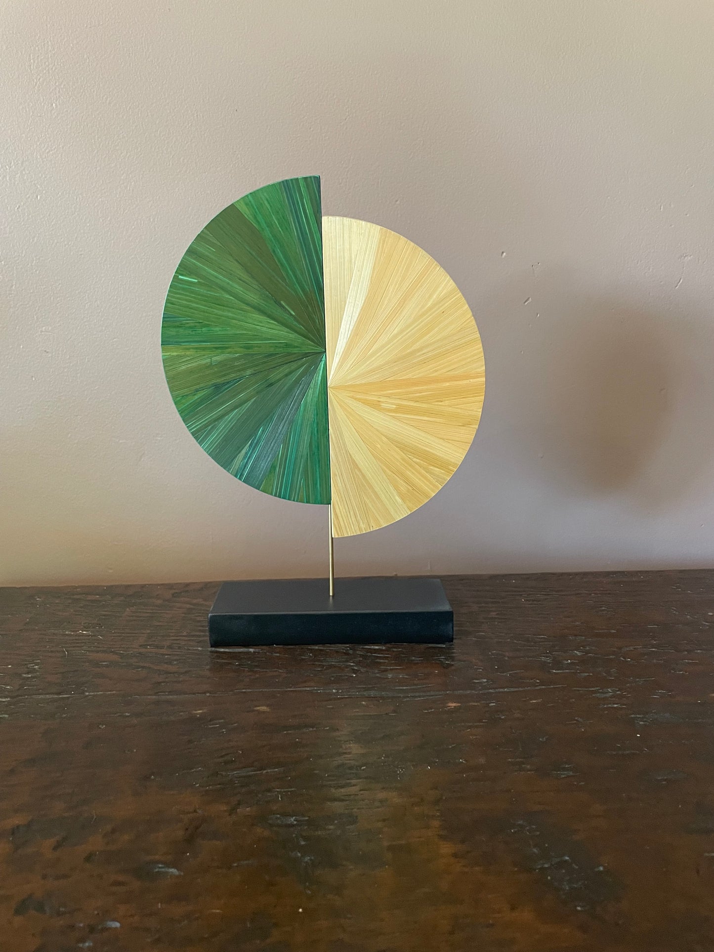 HALO 20 – Sculpture contemporaine en marqueterie de paille –